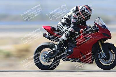 media/Oct-25-2025-Race Pace (Sat) [[47cce5476f]]/Verified/8-Speed Pans (1150am)/